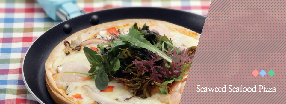 Seaweed Seafood Pizza image